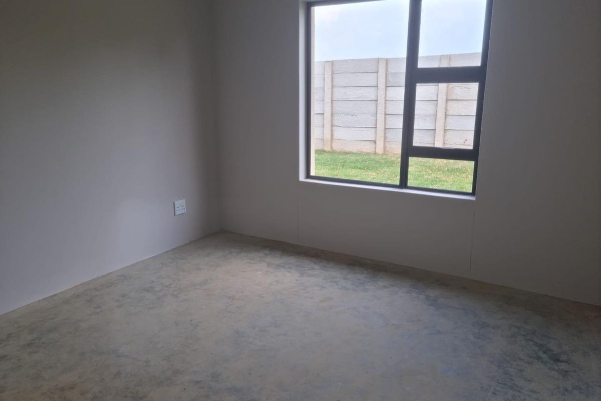 Tanganani Development  - Brand New! R 725 450 3 beds 1 bath - Photo 5