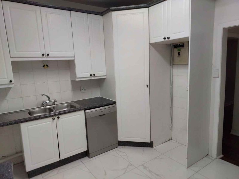 3 BEDROOM APARTMENT TO RENT IN BIRDHAVEN - Photo 8