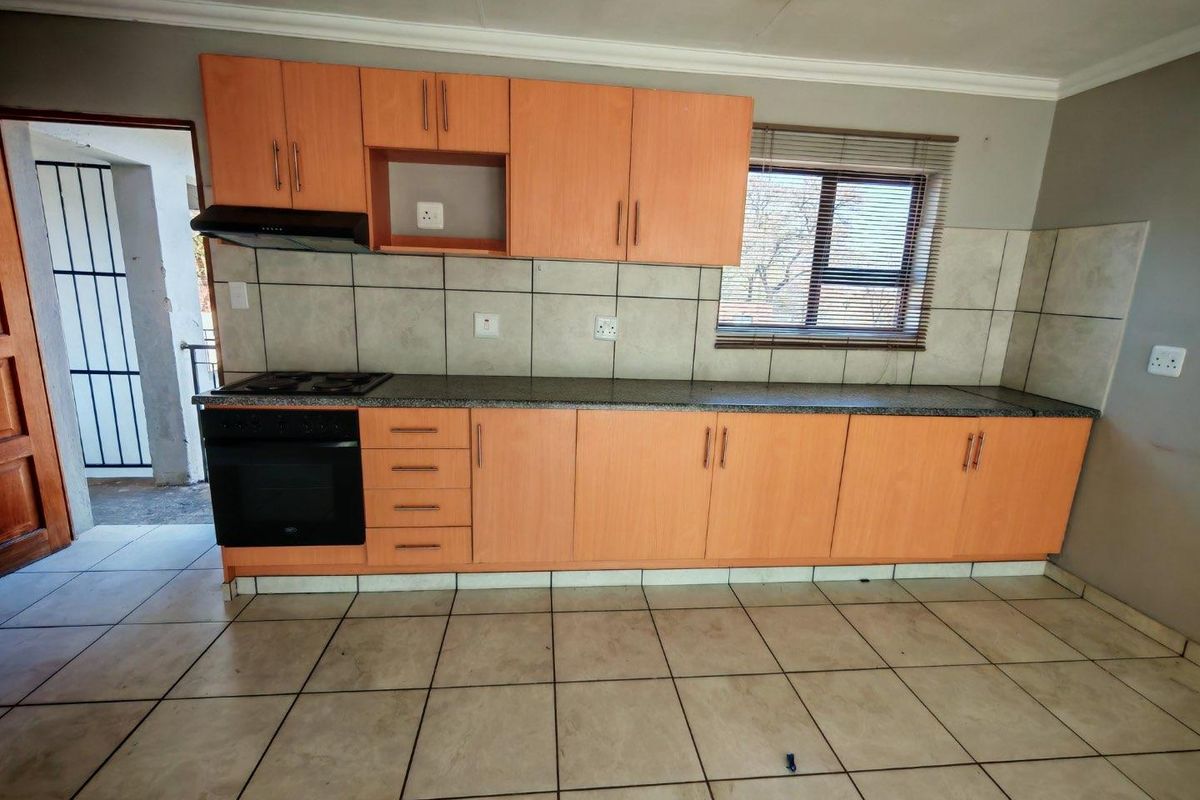 Apartment For Sale - Photo 3