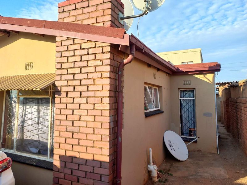 11 bedroom house for sale in Atteridgeville - Photo 7
