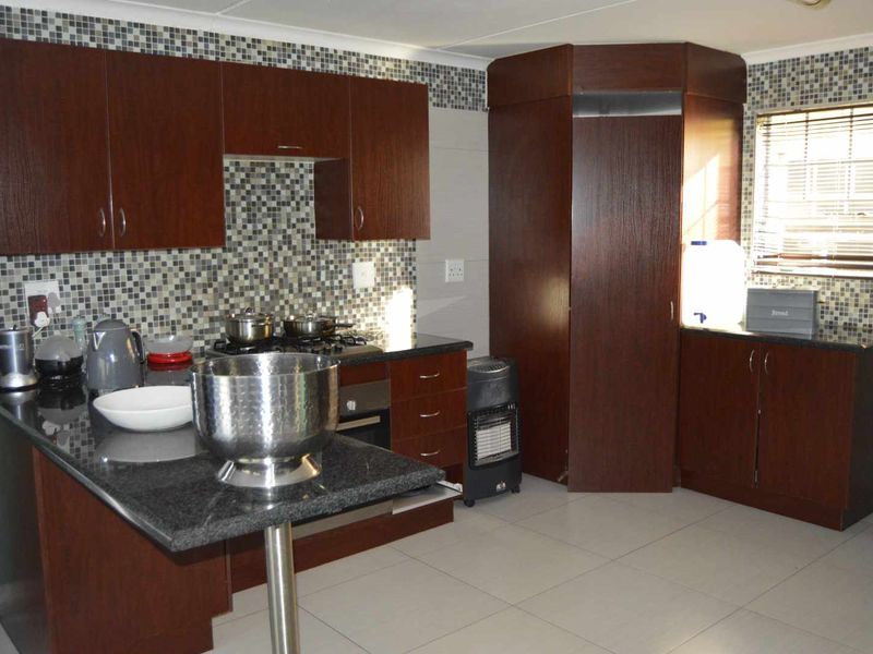 Villa Avante – Designed for Living, Built for Loving - Photo 8