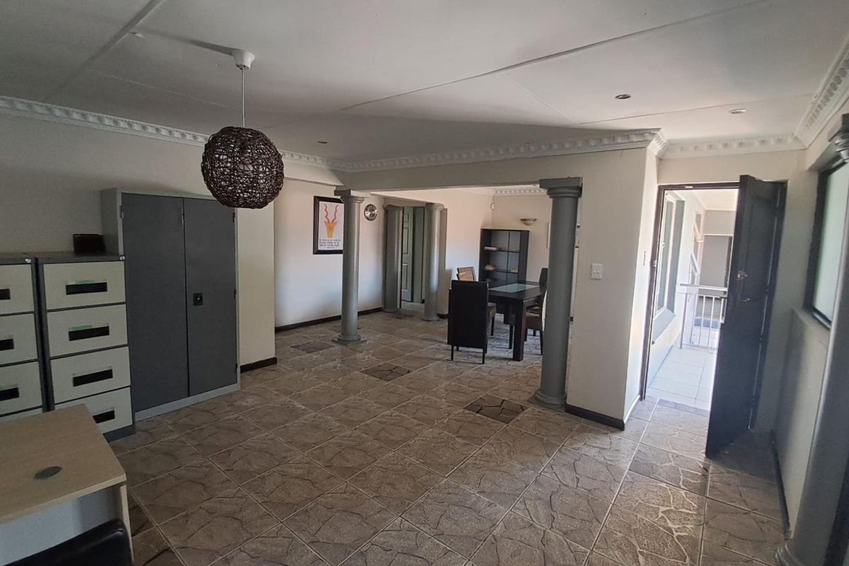 3 Bedroom Home,2 Cottages For Sale!! - Photo 5