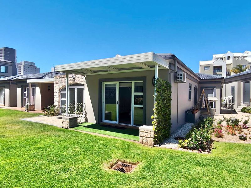 Renovated townhouse awaits in Diaz Beach - Photo 3