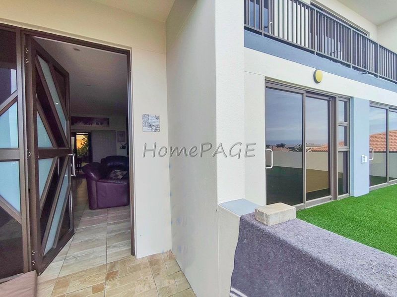 Dolphin  Beach, Walvis Bay:  High-Lying 5 Bedr Home is for Sale - Photo 5