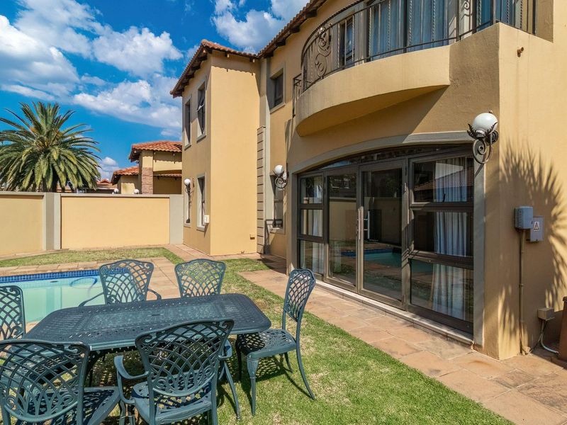 Your Dream Home in Secure Monte Christo Awaits! - Photo 2