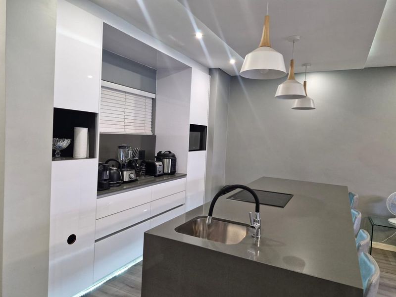 Renovated Top to Toe! Includes all furniture!! - Photo 4