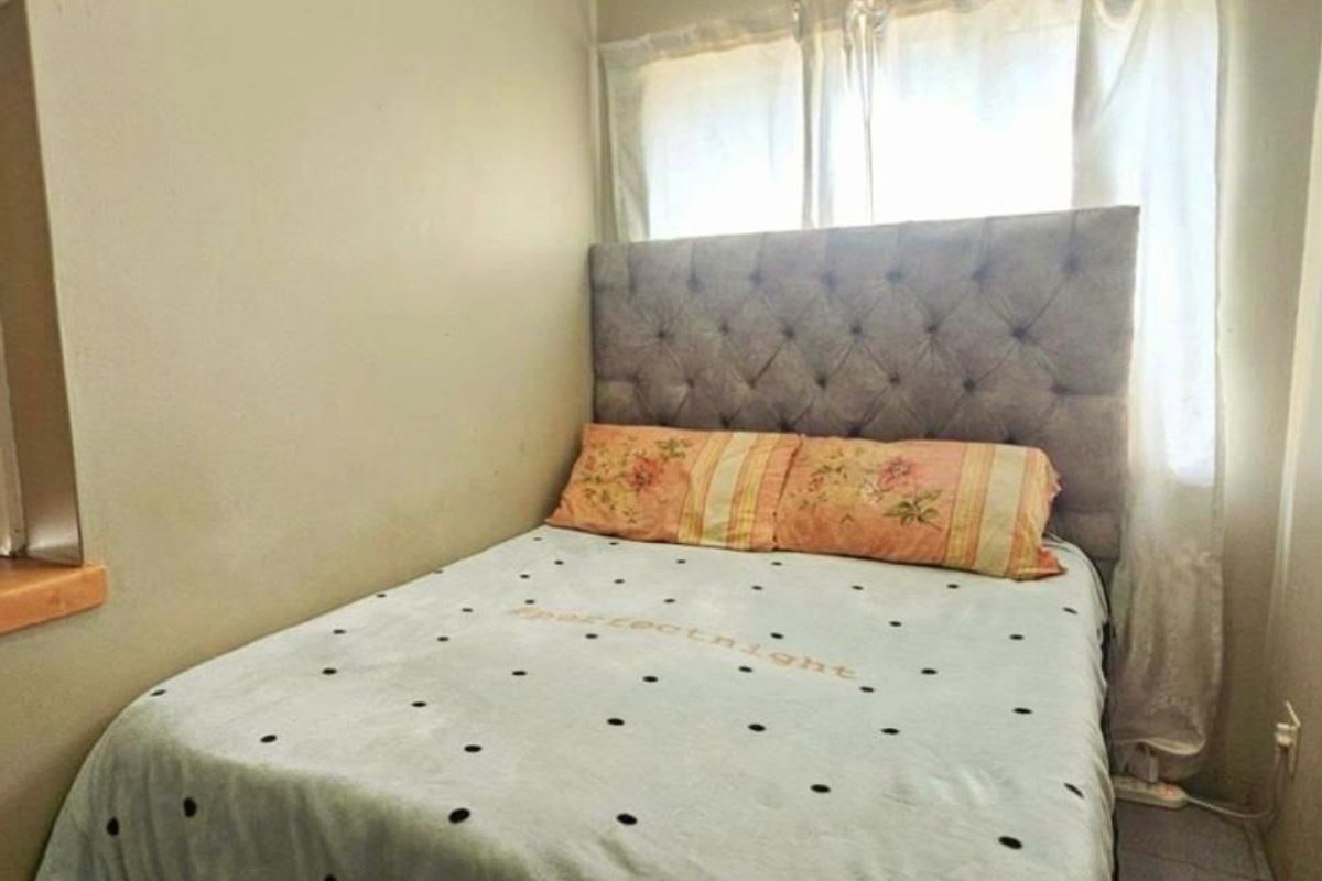 STUDIO APARTMENT FOR SALE IN ESSENWOOD, DURBAN - Photo 5