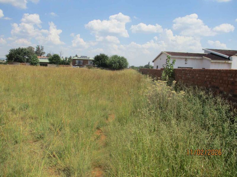 Enjoy the tranquility of Henley - Photo 4