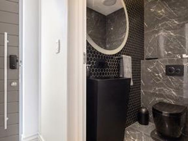 Luxurious Furnished 3 Bedroom Townhouse with Private Pool - Photo 6