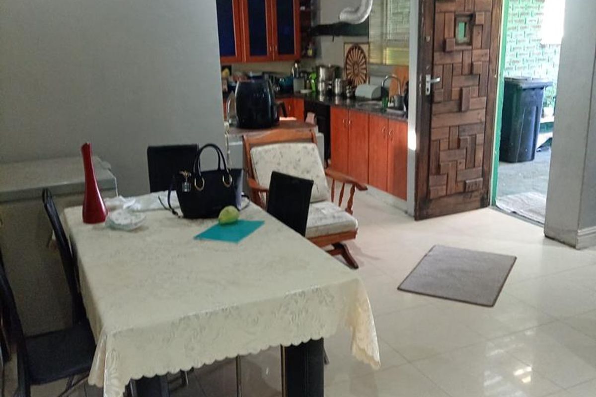 4 Bedroom Family Home For Sale!!! - Photo 3
