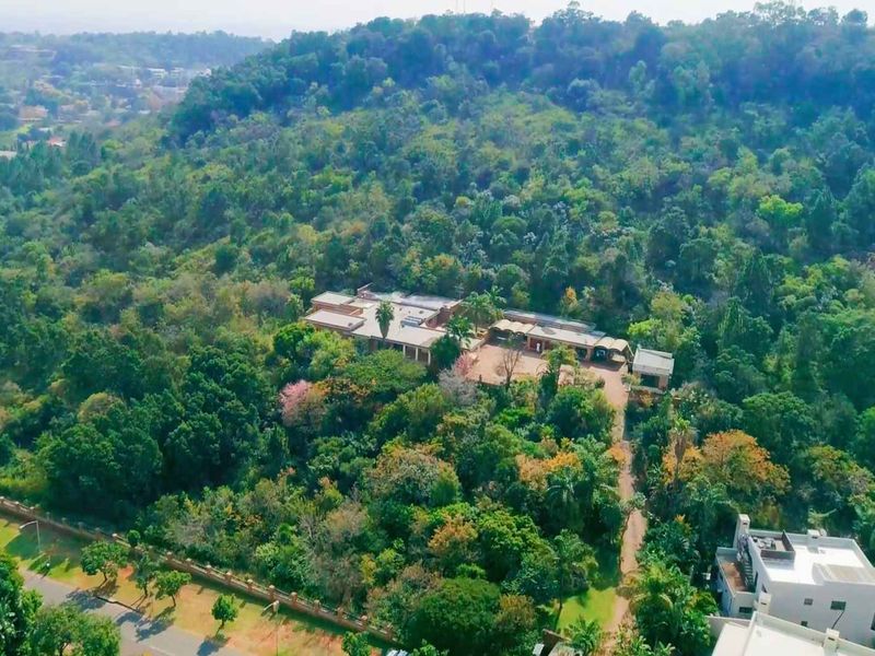 Prime High-End Development Opportunity of 11 Stands with Existing Residence - Valley Farm AH 2 - Faerie Glen - 4.7134 Hectares - Photo 1