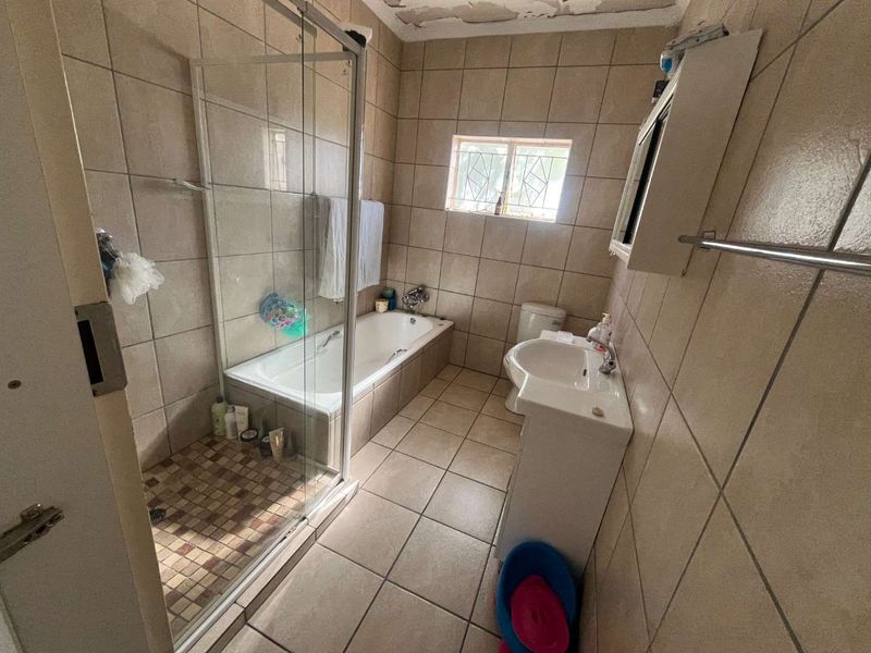 Lovely family home in a prime location - Photo 7