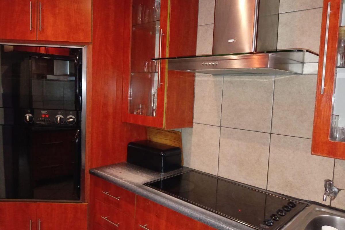 3 Bedroom House For Sale in Mabopane Unit X - Photo 5