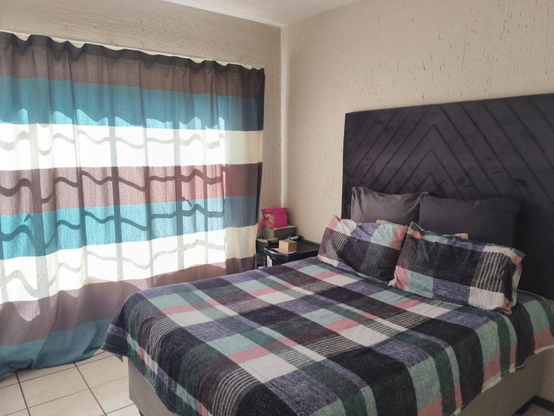 2 bedroom ground floor unit, walking distance from Eastrand Mall and from Witdeep Primary school! - Photo 7