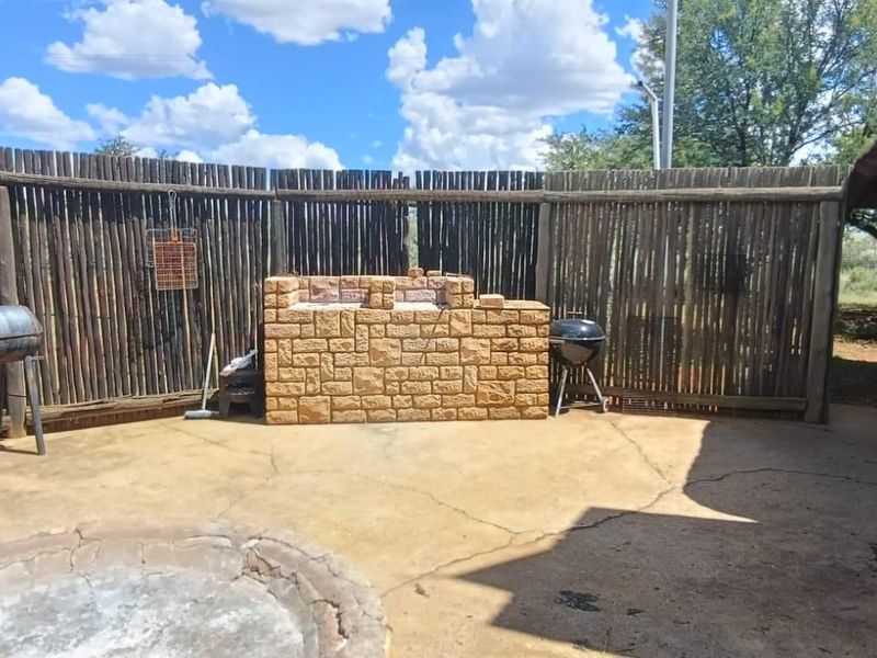 Game farm or Cattle farm. Hunters Cabins. Lodge. Coolroom. Slaughter facility. - Photo 4