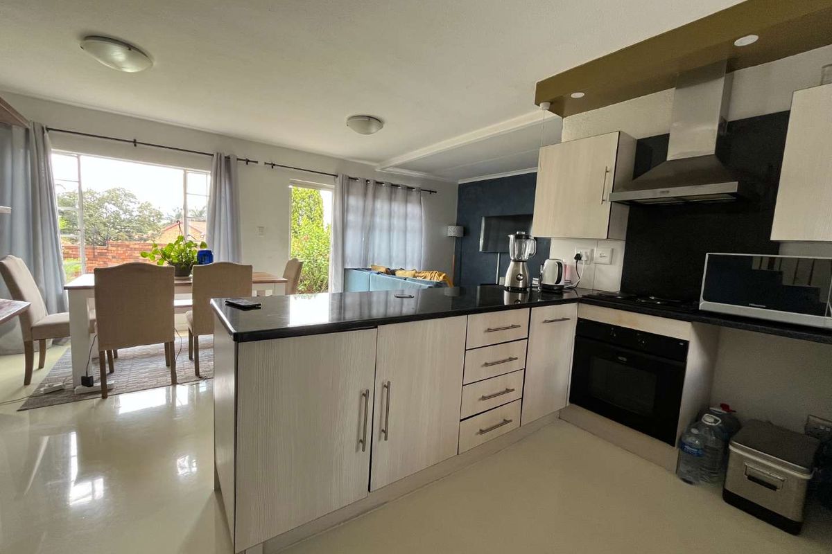 Immaculate Cluster in Great Area - Photo 5