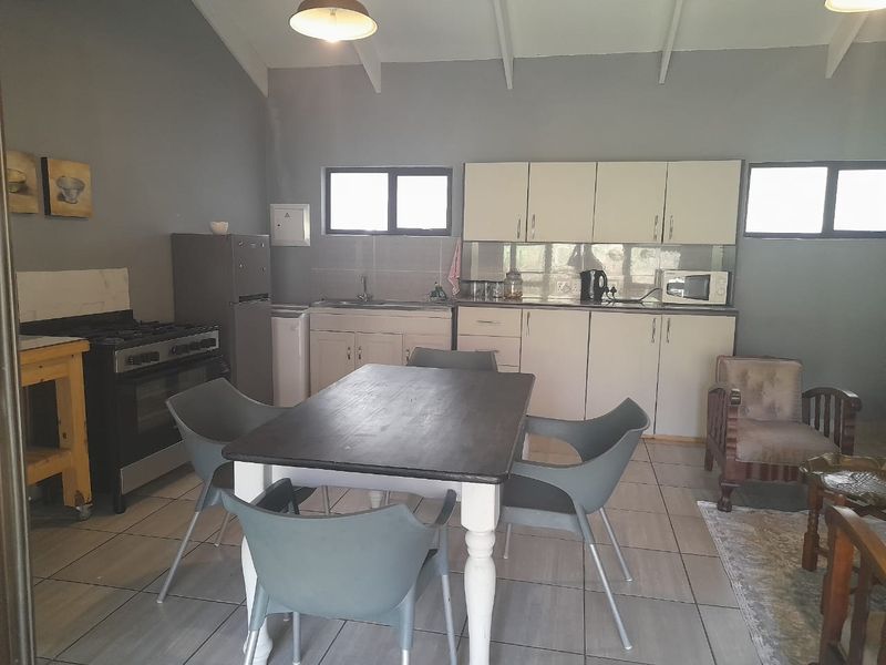 Elegant bushveld living in kampersrus - Photo 6