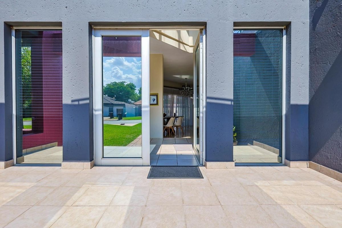 Spacious 4-Bedroom Family Home for Sale - Photo 3