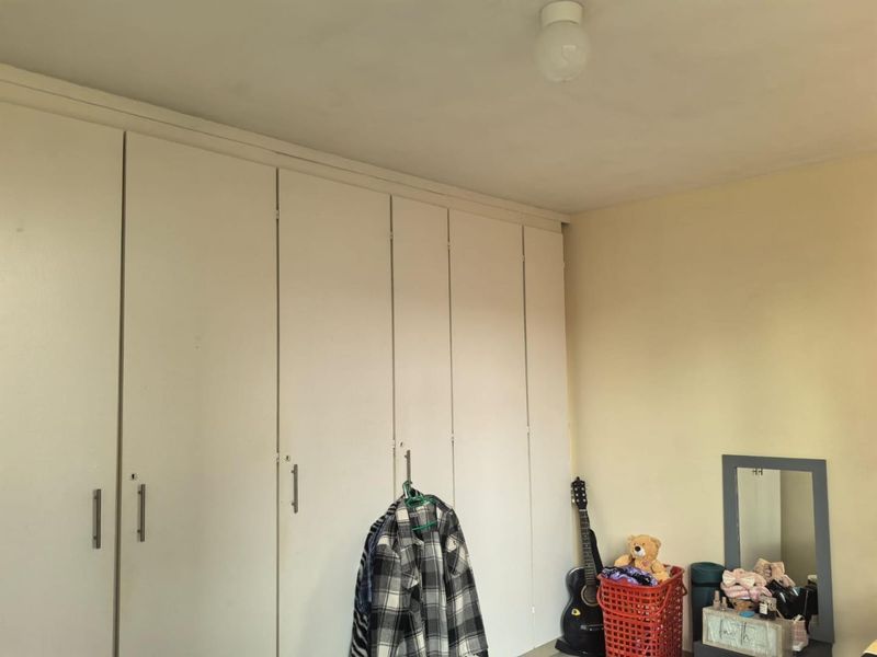 Comfy 2-Bed Apartment in Malvern, Queensburgh! - Photo 10