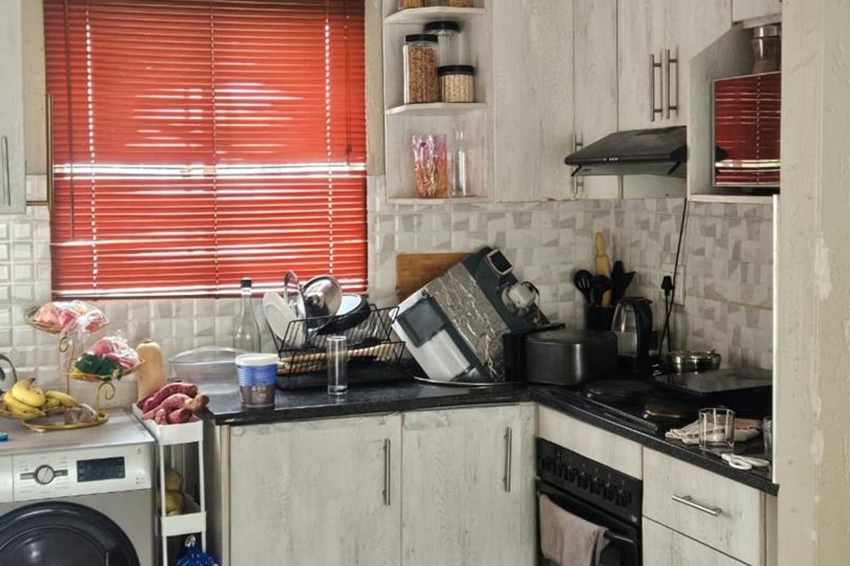 Prime Investment Opportunity in Park Square - Photo 3