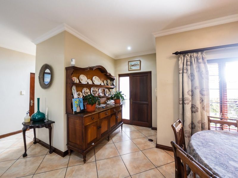 FIVE STAR RATING! - Photo 7