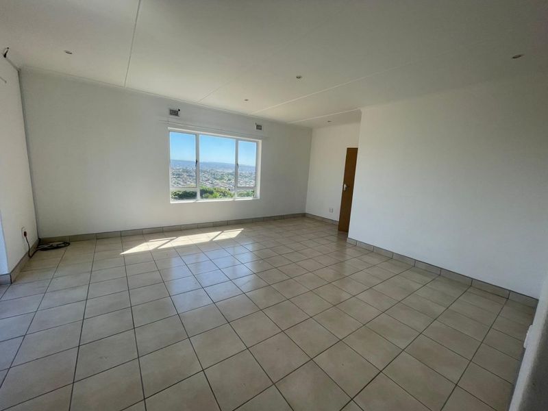 4 bedroom Duplex - Photo 5