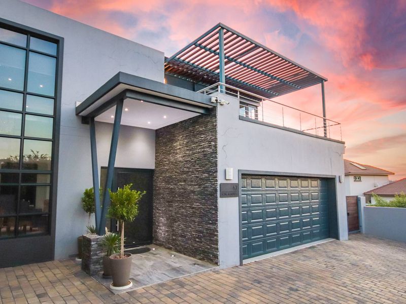 Magnificent home FOR SALE with endless views in The Hills Game Reverse - Photo 2