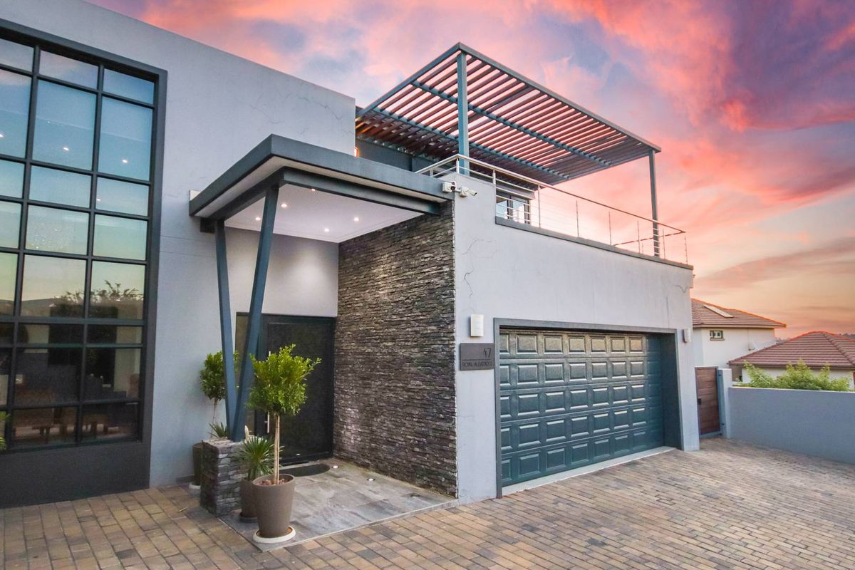 Magnificent home FOR SALE with endless views in The Hills Game Reverse - Photo 2