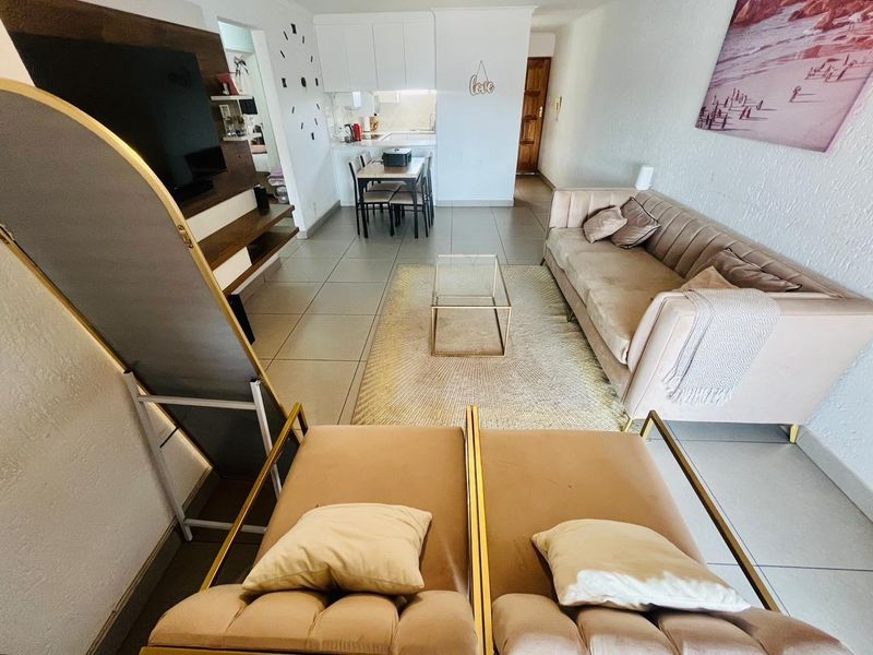 "Prime Location: Minutes from Schools, Shopping & Health! - Photo 7