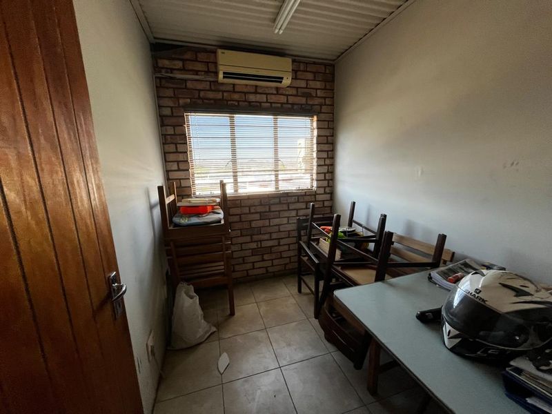 Industrial Property To Lease - Photo 8