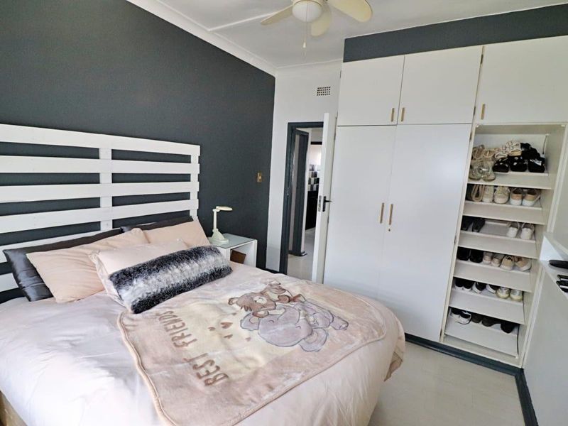 Spacious Double-Stand Family Home with Modern Flat  & Energy Solutions – A Rare Find in Gerdview - Photo 8