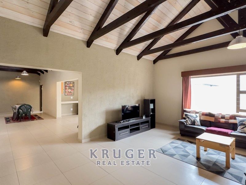 3-BEDROOM HOUSE FOR SALE IN SWAKOPMUND – EXTENSION 15 - Photo 10