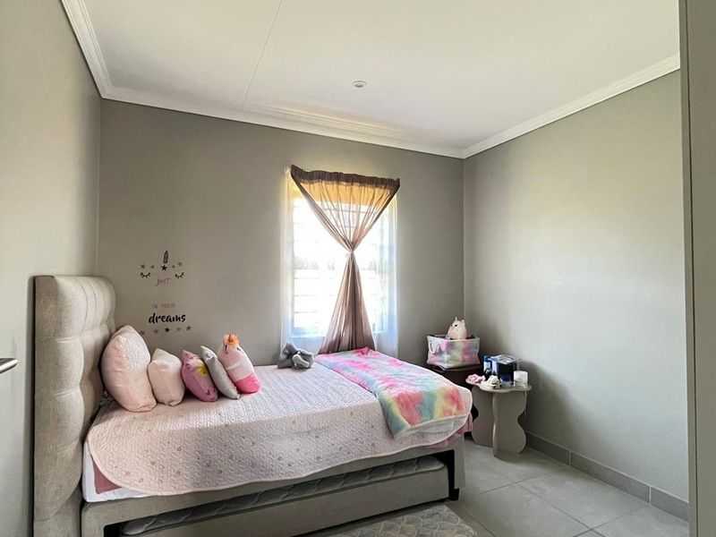 A modern Home Is Lion Pride Estate Awaits You - Photo 8
