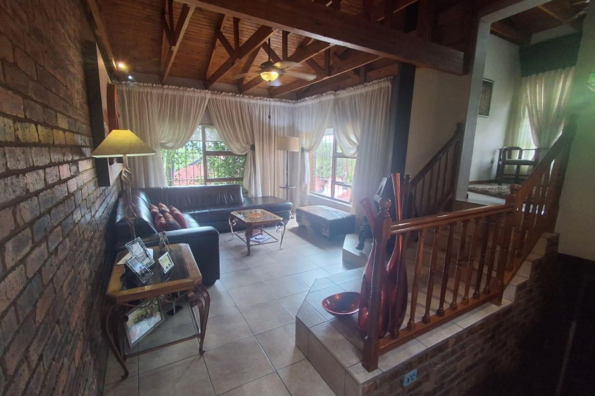 FAMILY HOME IN CUL-DE-SAC - MULBARTON - Photo 5