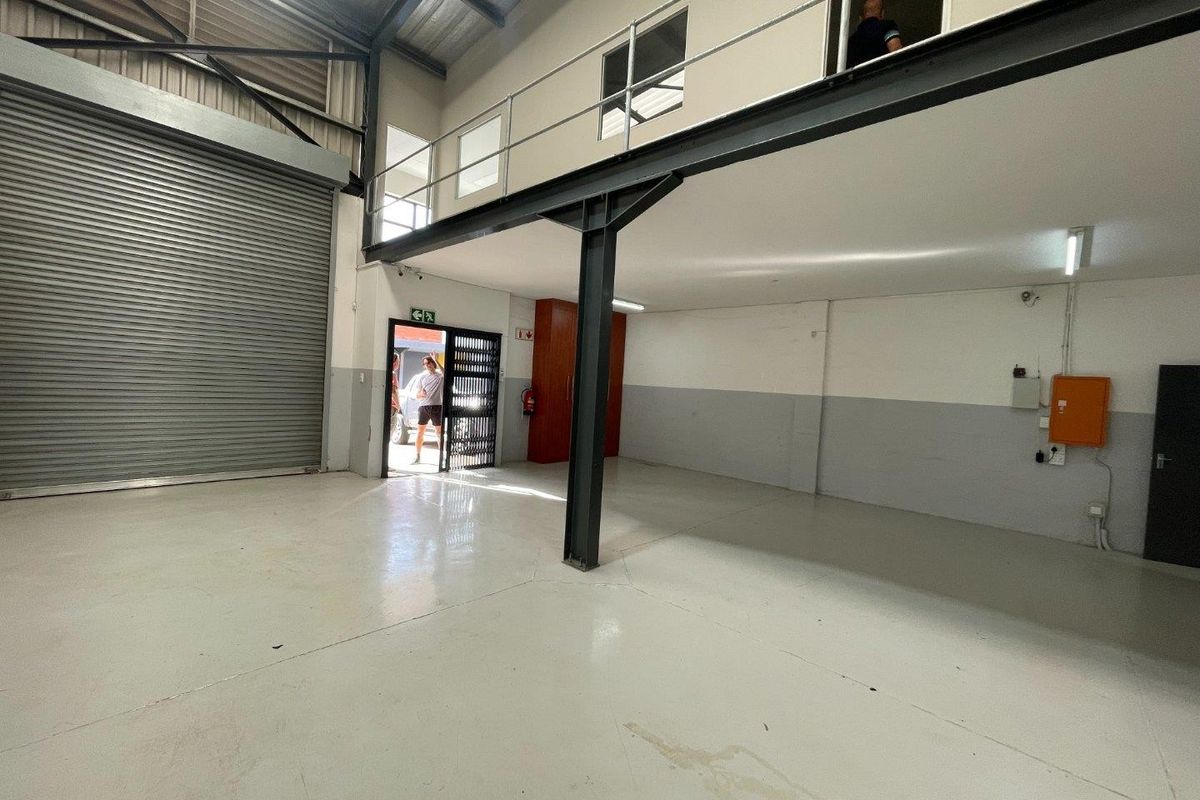 Retail in Cornubia - Photo 4