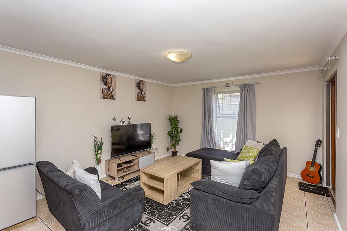 Estate Living Made Easy in Parklands - Photo 4