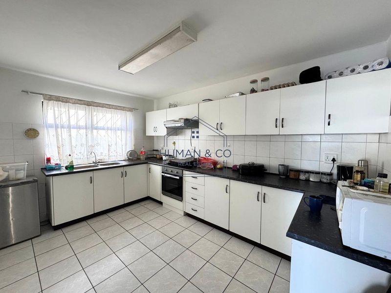 Spacious 3-bedroom townhouses near Lagoon and town center (6 *Townhouses) - Photo 4