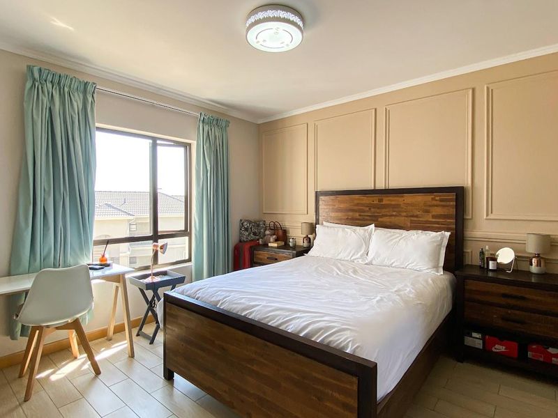 2 Bed 2 Bath Executive Apartment - Photo 5