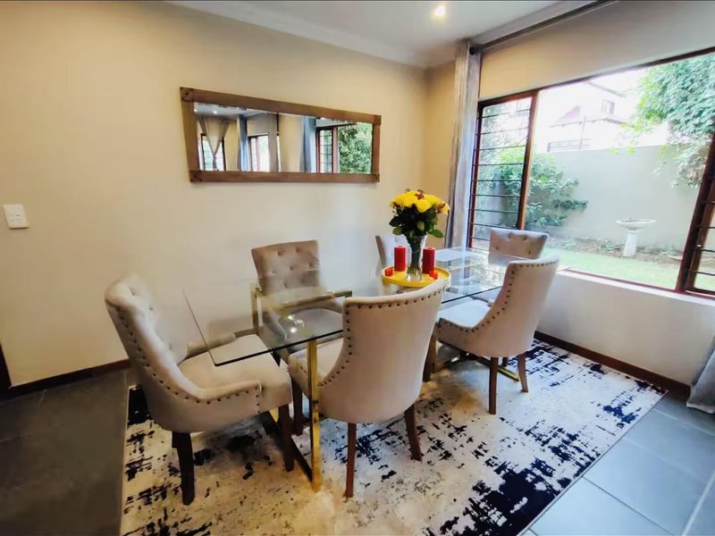 A Fully Furnished Townhouse - Photo 6