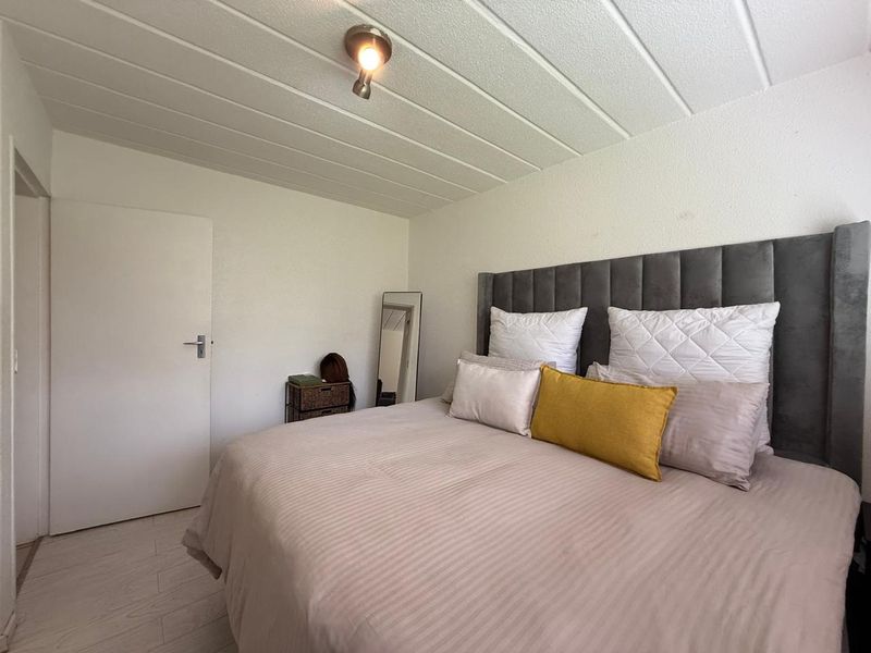 Stunning 2-Bedroom Apartment in the Heart of Morningside Hills - Sole Mandate - Photo 5