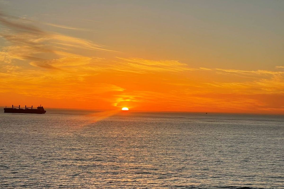 Prime Location for Home & Business! - Photo 2