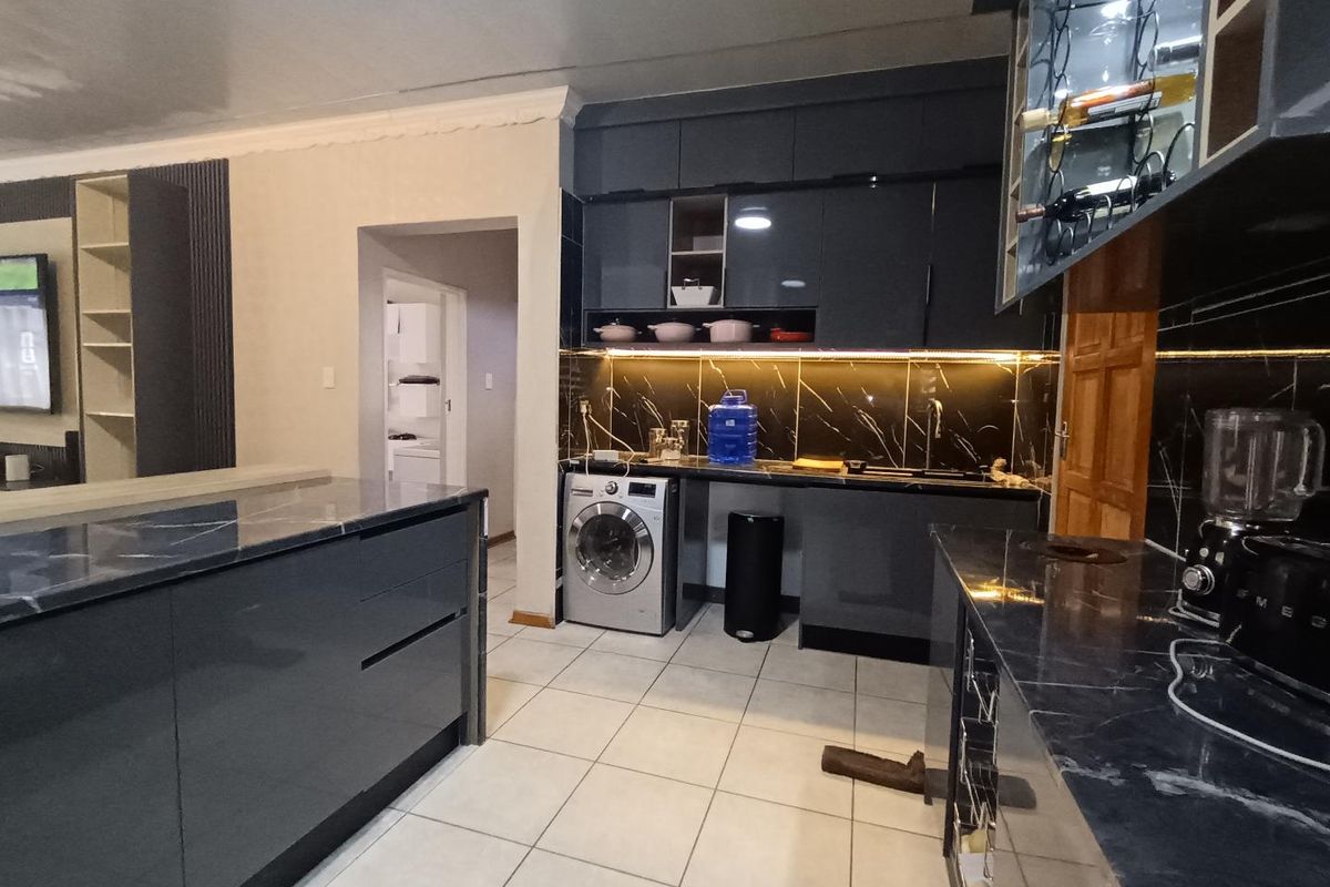 Beautiful newly renovated duet in langenhovenpark - Photo 5