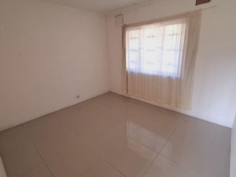 2-Bedroom Rental in Havenside, Chatsworth - Practical Living Space - Photo 8