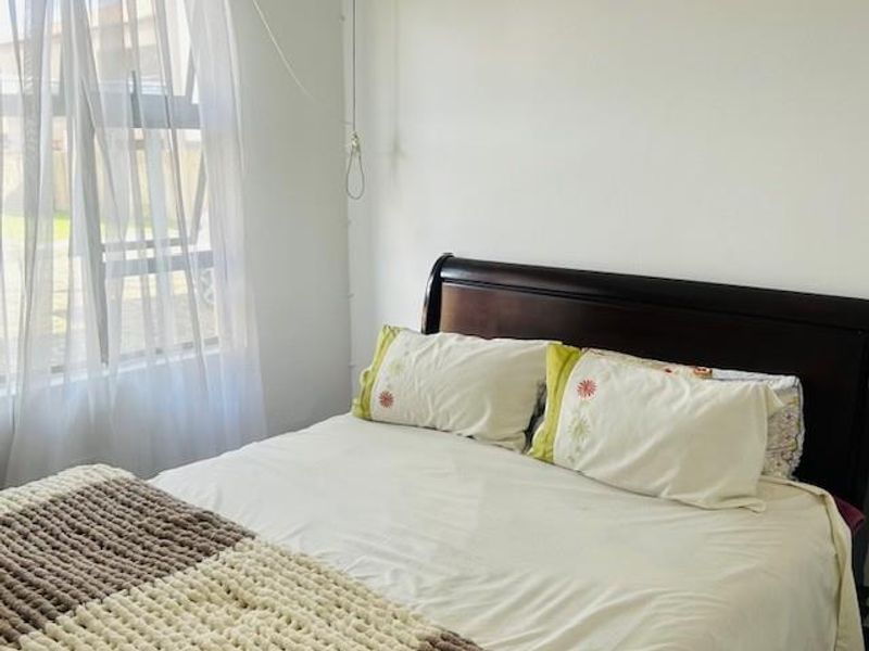 3 Bedroom Townhouse to Rent in Parkrand - Photo 6