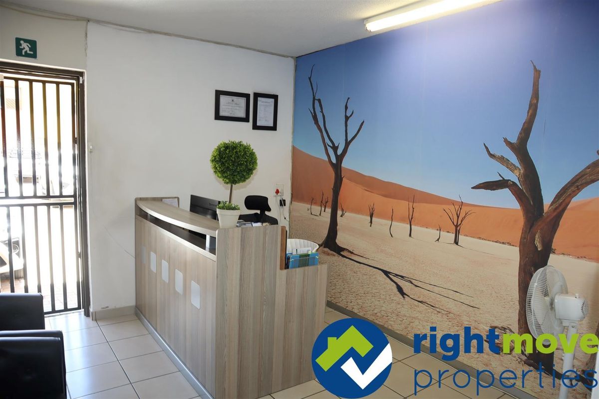 Well maintained double warehouse for sale - Photo 5