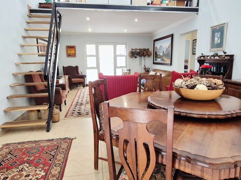 2-Bedroom Gem with Mountain Views for sale in Elisenheim, Windhoek! - Photo 9