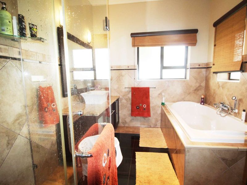 4 BEDROOM HOUSE FOR SALE, VOGELSTRAND  SWAKOPMUND - Photo 9