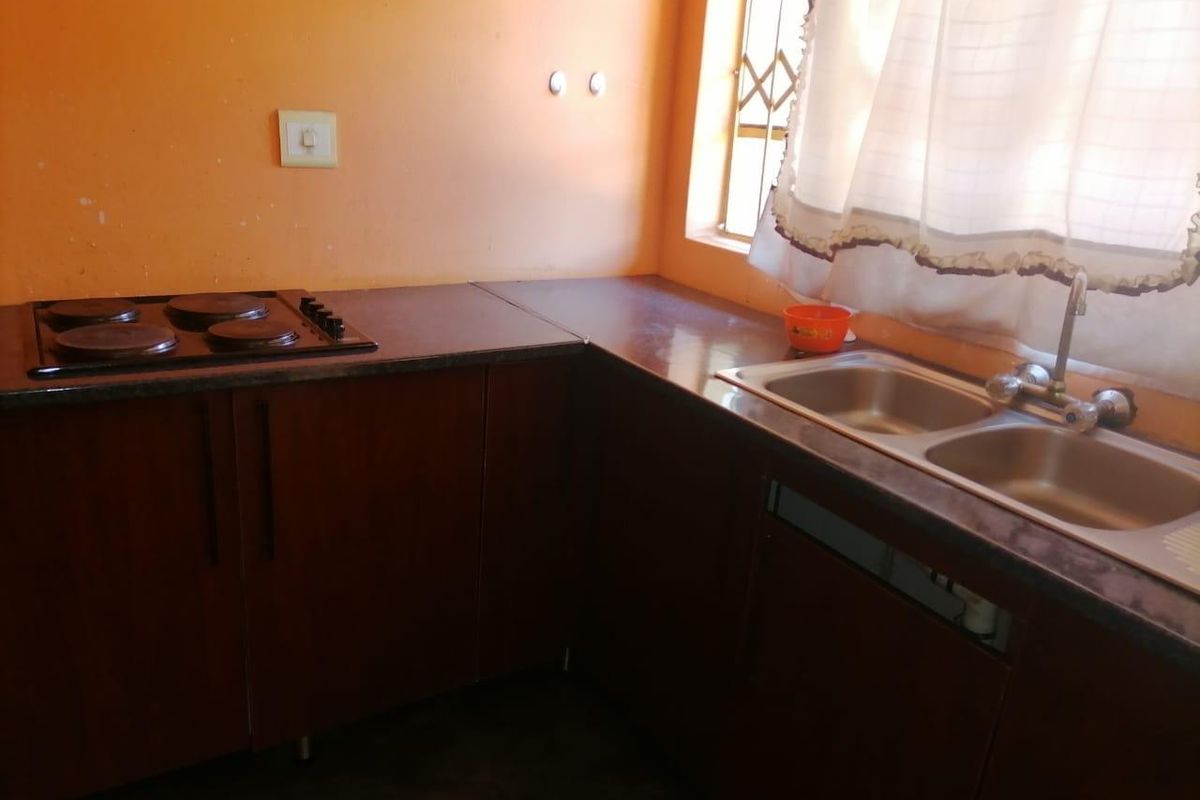 Ready for moving in - Photo 4