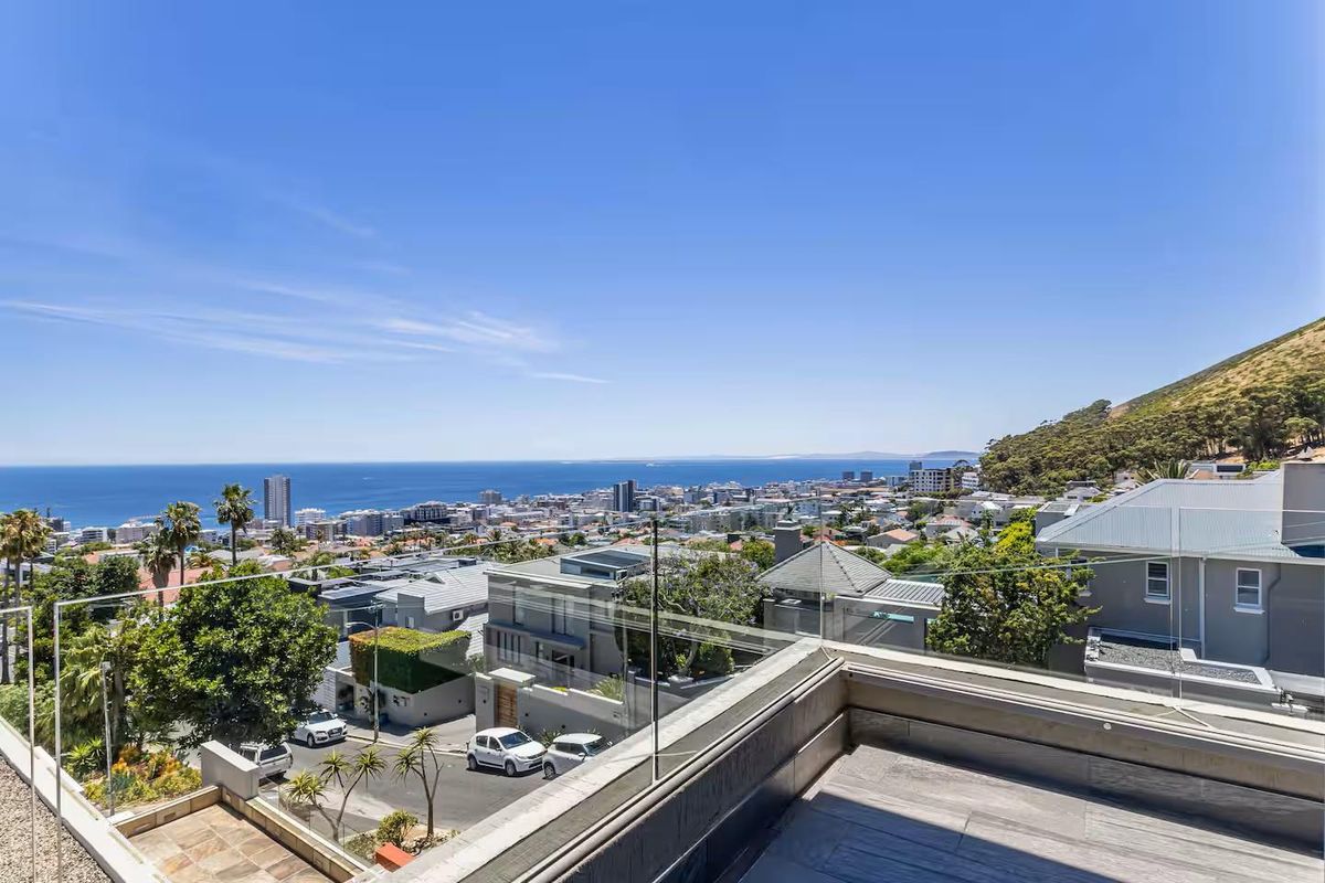 Luxury Living Above the Atlantic — A Fresnaye Masterpiece Beneath Lion's Head - Photo 5