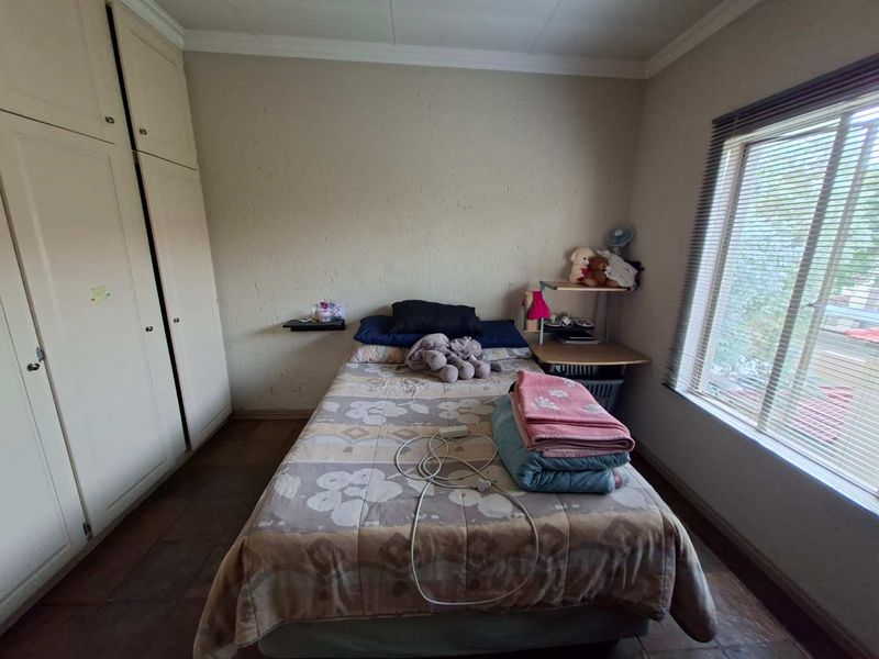 NEAT, QUAINT AND JUST FOR YOU! - Photo 2